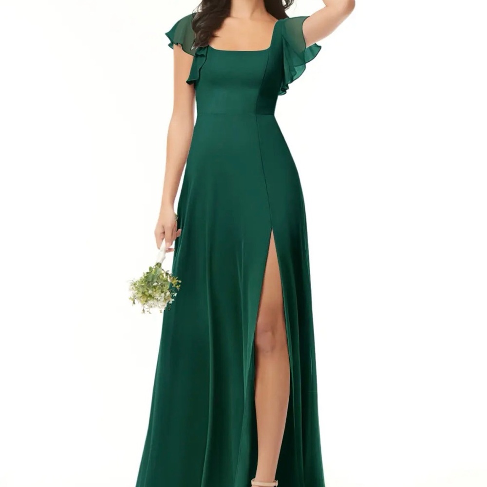 Elegant Green Evening Gown